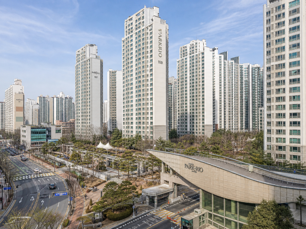 파크리오 주변 지하철역과 공원, 학교 입지를 함께 떠올릴 수 있는 자연스러운 생활권